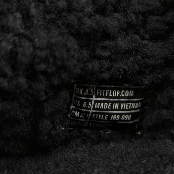 FitFlop Waterproof MUKLUK Leather Tassel Booties EUC $210 Size 6.5  S3119 - Picture 10 of 11